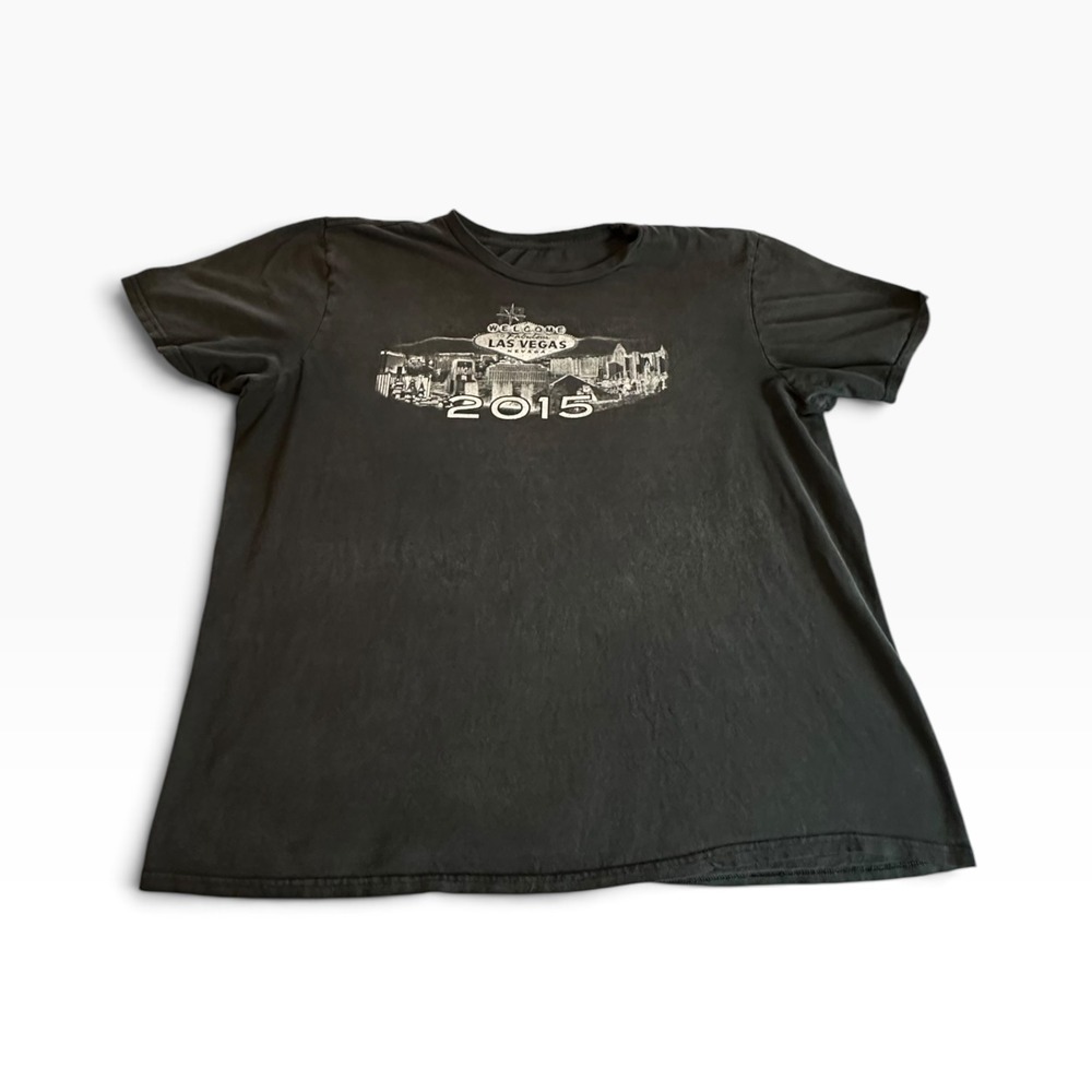 Las Vegas 2015 Graphic T-Shirt Mens XL Black Souvenir Tee Distressed - Picture 8 of 8